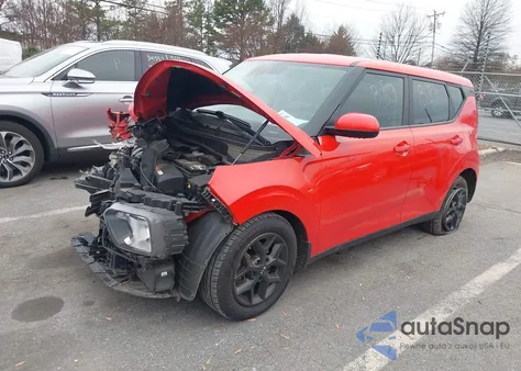 2020 Kia Soul S z USA, uszkodzony, nr VIN KNDJ23AU6L7732193